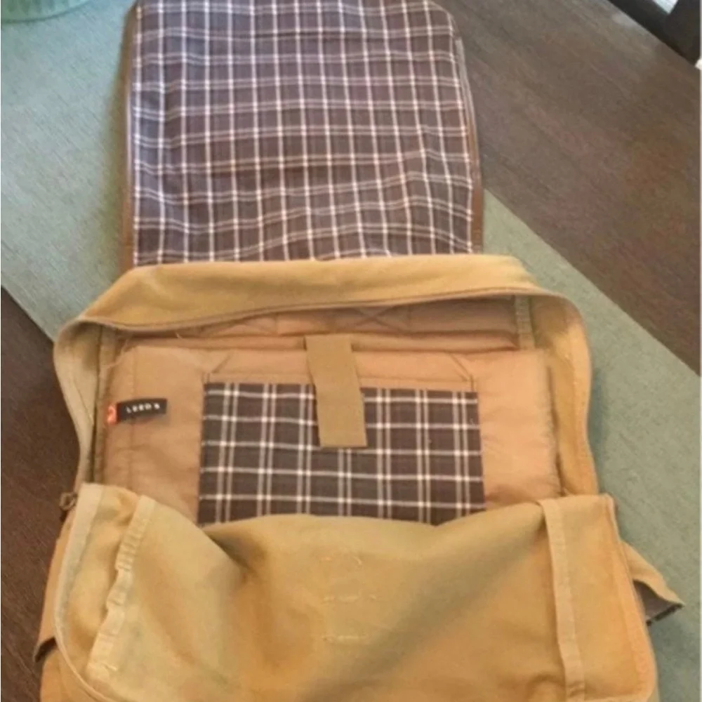 NWOT Heavy Vintage Style Canvas Backpack